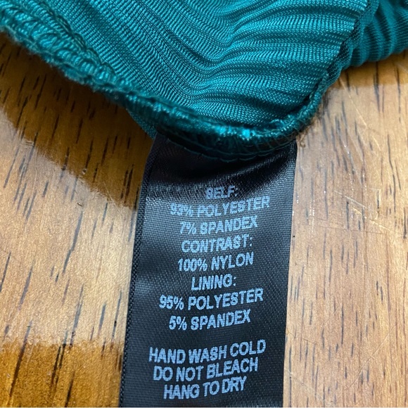 Lulus Crushing On You Emerald Green Velvet Off-the-Shoulder Mini Dress L - Picture 14 of 15